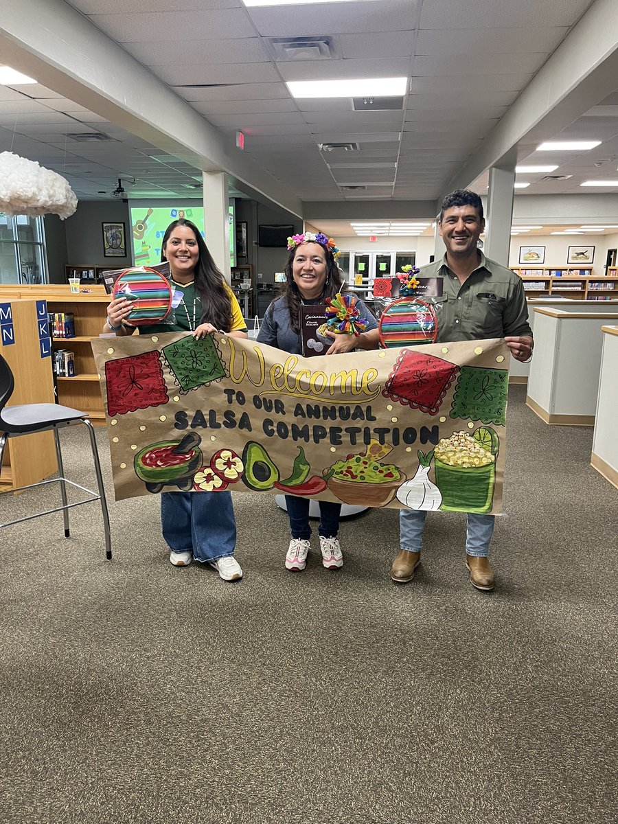 garcia_marcy2's tweet photo. What a great ending to the week @NISDRoss with our Annual Salsa 🌶️Throw down! @sulrossreads &amp; Hospitality know how to hype the vibes going into Teacher Appreciation week! 🌽🧈 Congrats to our winners! 🥇🥈🥉 https://t.co/78SvjJldaP