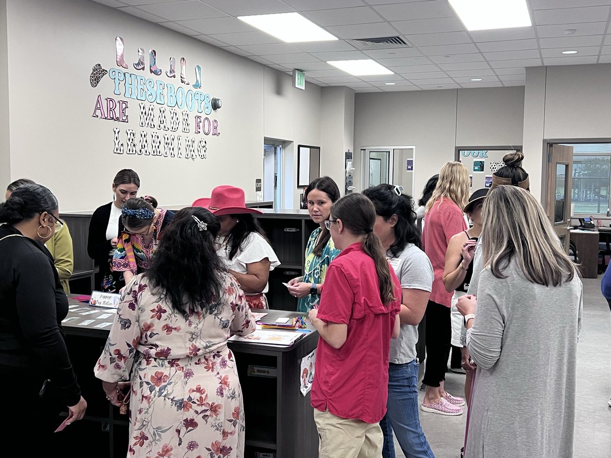 Alyssa Ferguson Elementary tweet media