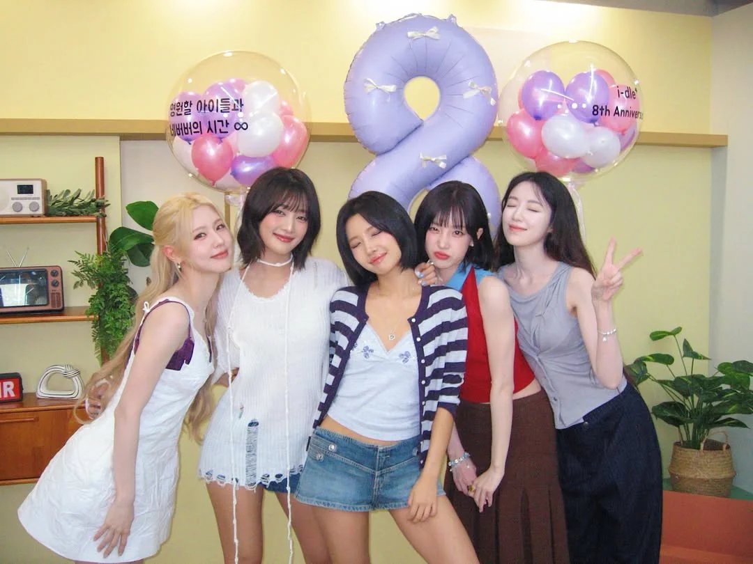 MiYeon France tweet media