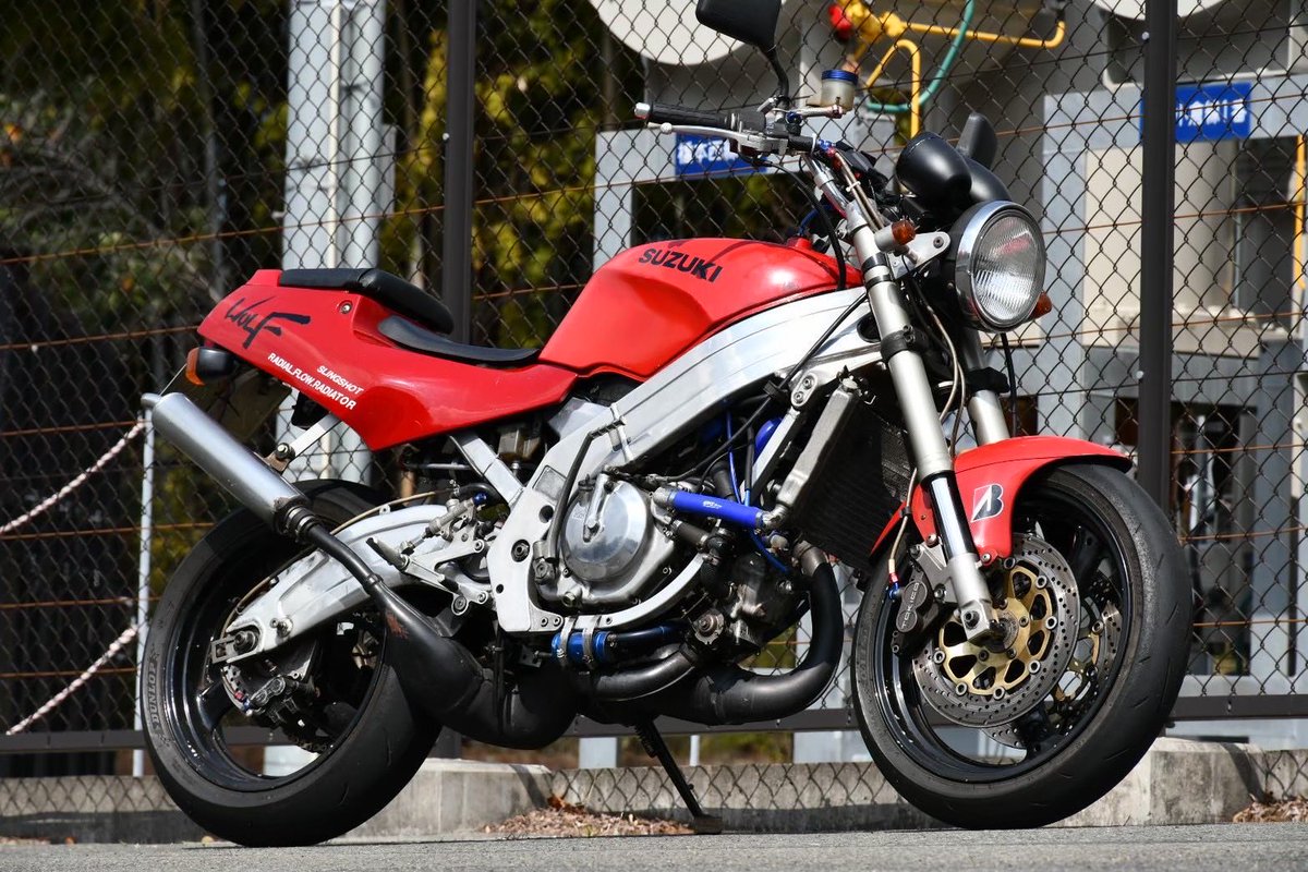 mi424mm's tweet photo. wolf250売却しました🏍️

他に乗ってみたいバイクがあったので手放しました

新しいオーナー様はまだ20代の若い方なので貴重な２ストマシン継承出来た気がしてます✨

出来れば複数代所有したいのですが身体は1つなので💦

また２スト乗りたいなぁ🏍️ https://t.co/i9FyLXNxPX