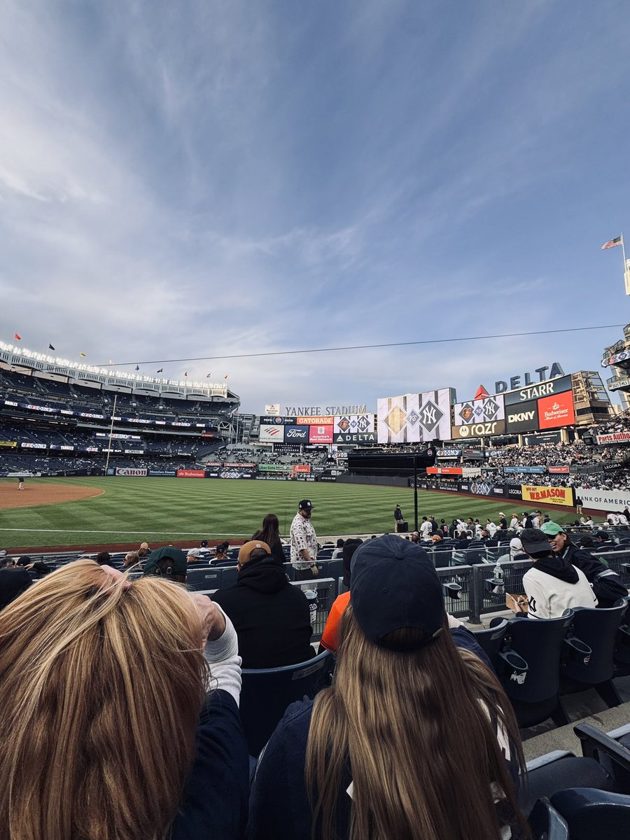 jmnync's tweet image. A Night in New York 
#yankees #newyork