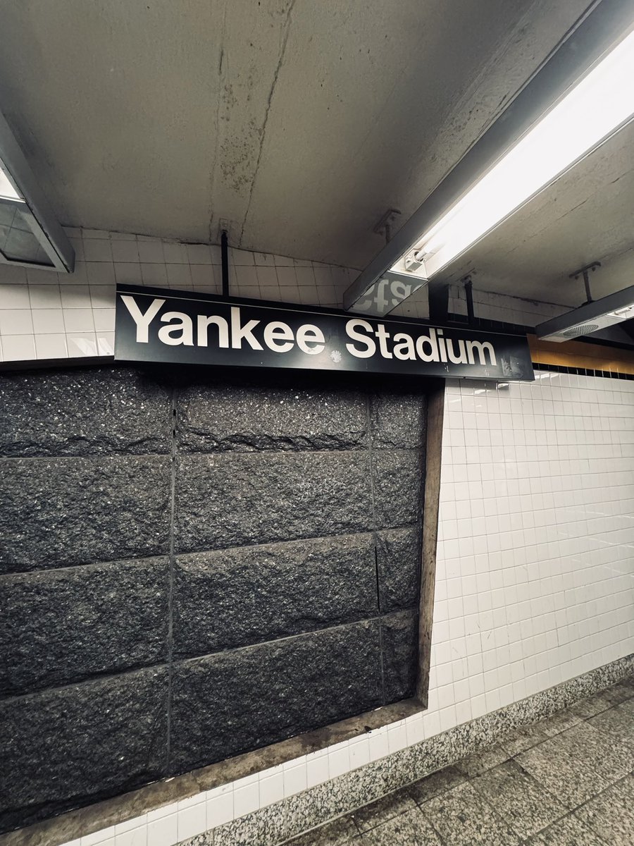 jmnync's tweet image. A Night in New York 
#yankees #newyork