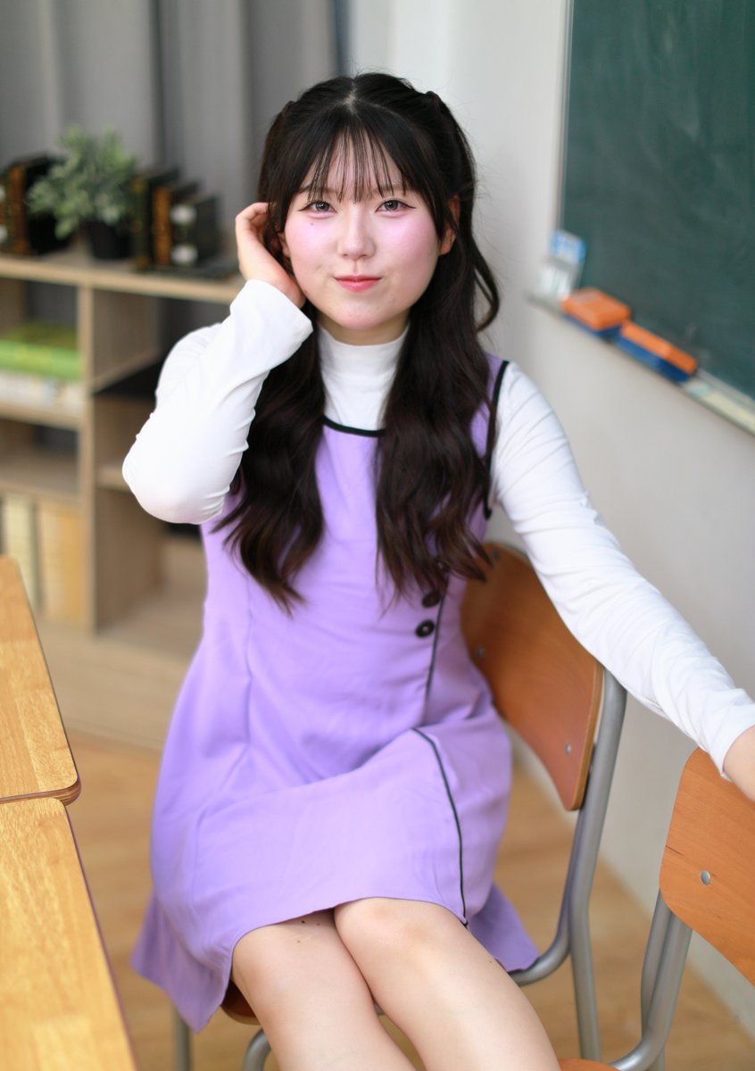 tomomo tweet media