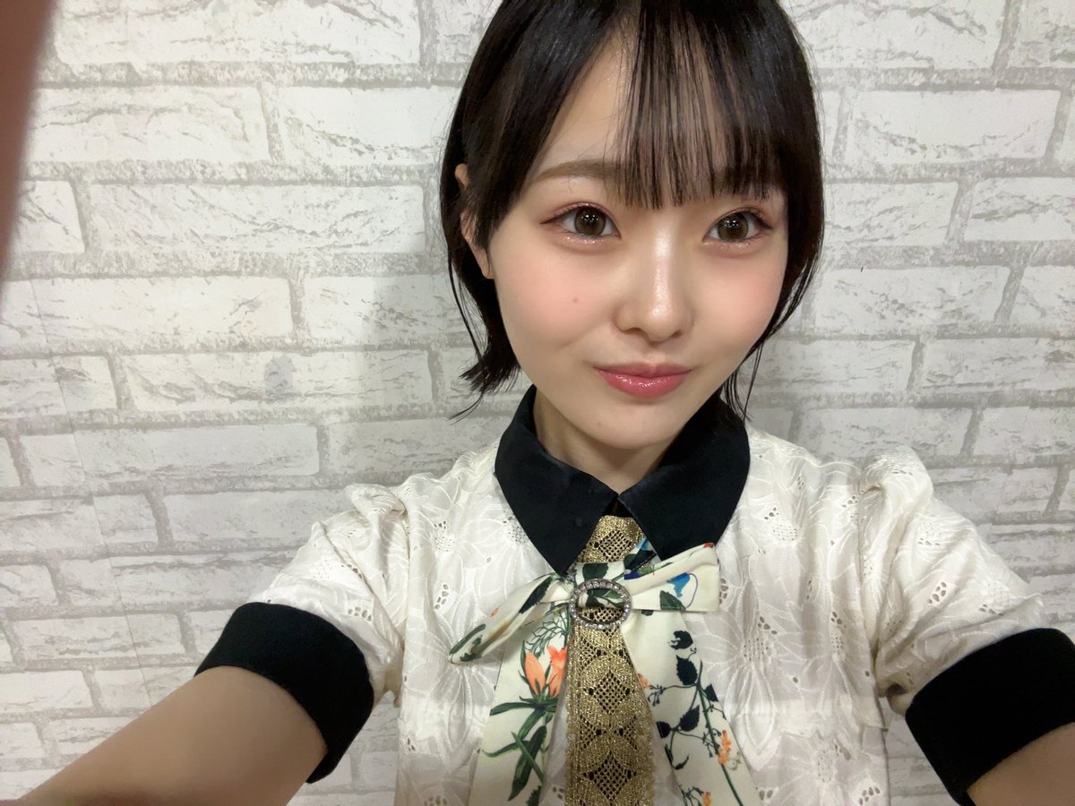 NMB48 中川朋香 ともちゃ 直筆 生写真 はじめまして NMB48 10期研究生 中川朋香です！ | NMB48オフィシャル