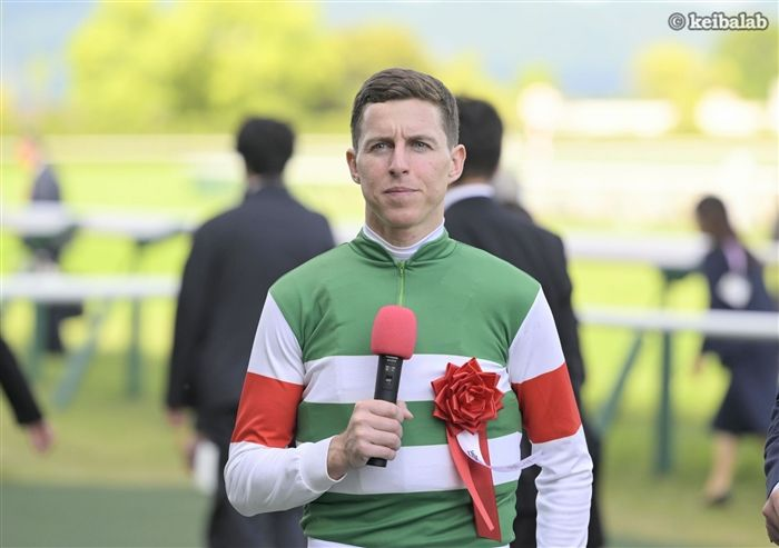 競馬ラボ tweet media