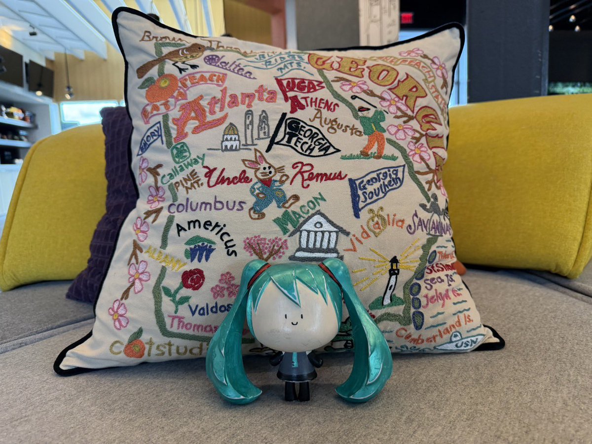 MIKU EXPO tweet media