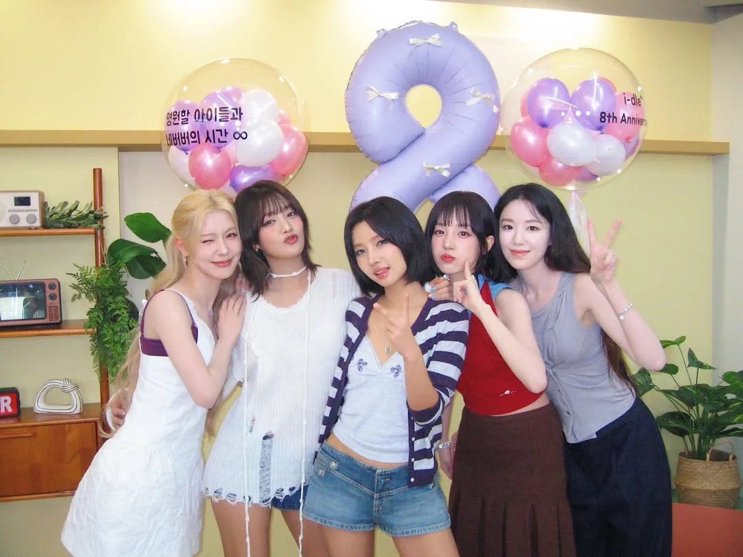 MiYeon France tweet media