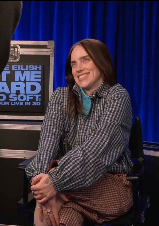 Billie Eilish Brasil tweet media