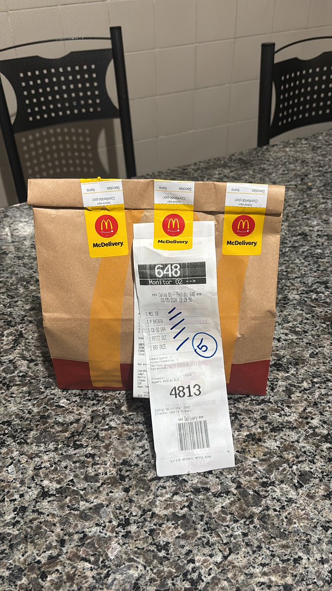 camisroyal09's tweet image. @McDonalds_BR quero toooodos! Aiiii meu irmão amou (autista) #strangerthings ❤️‍🔥