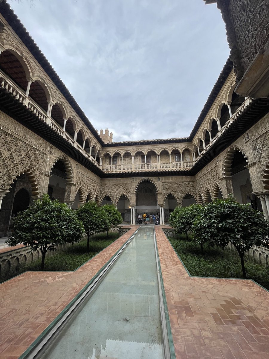 Punn141's tweet photo. Sevilla, la capital de Andalucía https://t.co/pC5QmHCDiy