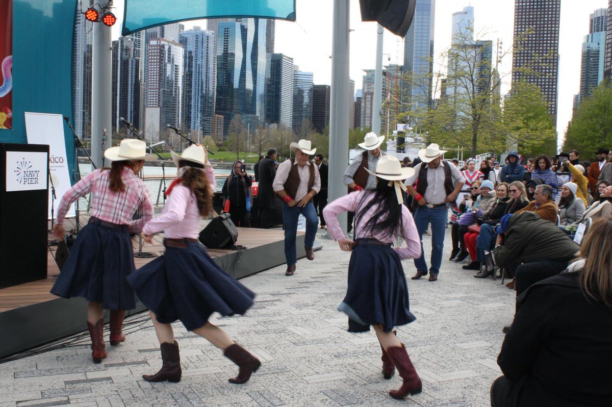 Consulado General de México en Chicago tweet media