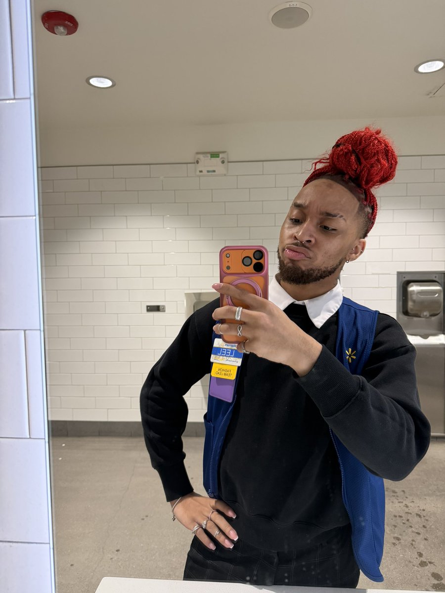 dagoatbeendat's tweet photo. the nigga vs da dick 👨🏽‍❤️‍💋‍👨🏽 https://t.co/OLQD09FcpD