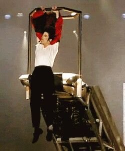 ⋆⭒˚.⋆ MJ biopic era tweet media