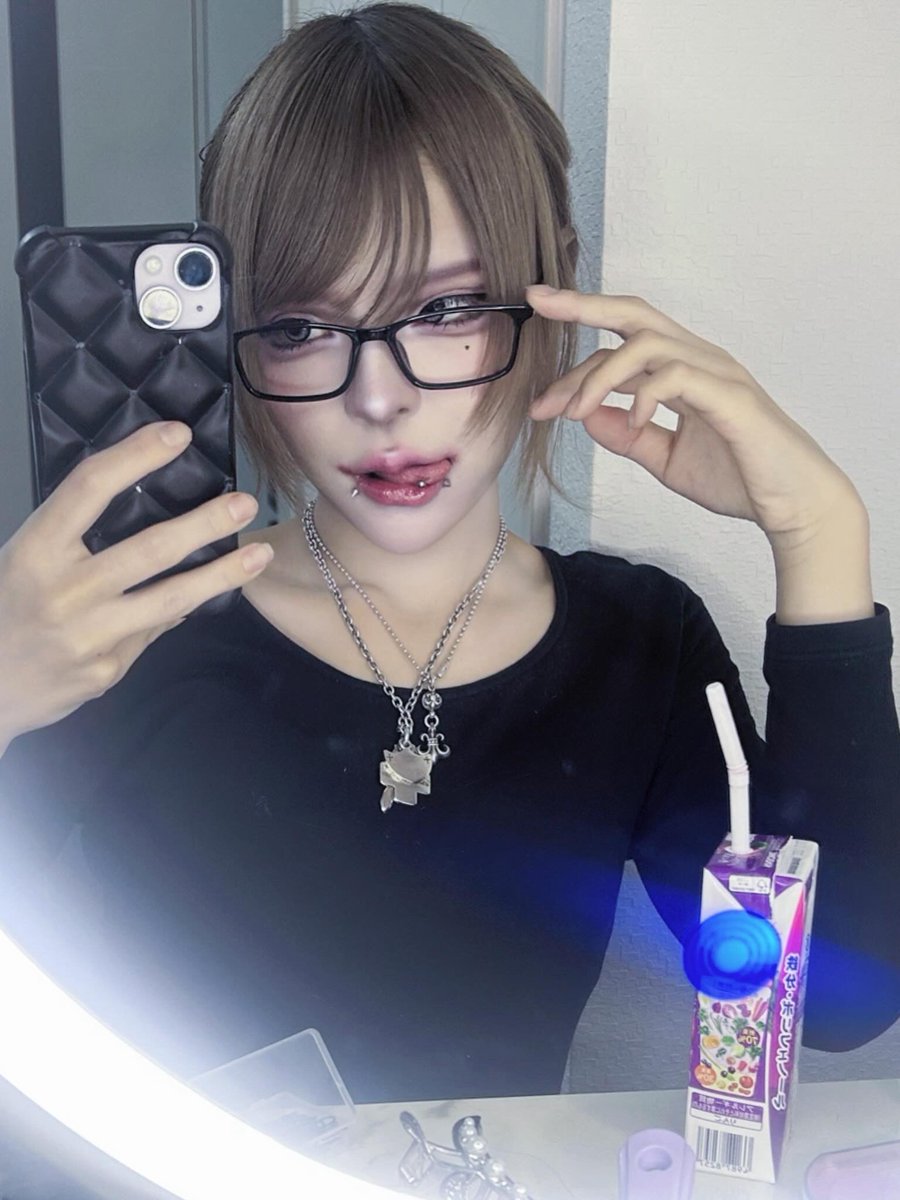 らん tweet media