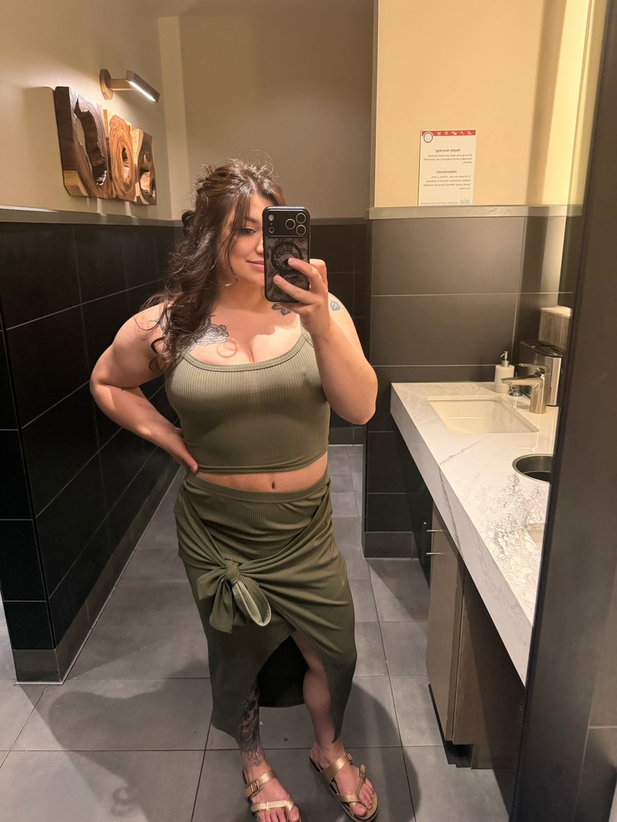 Karkseyss tweet media