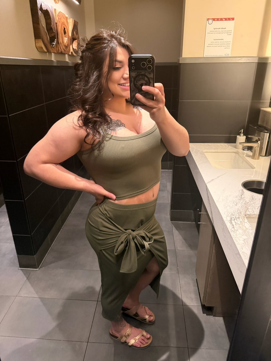 Karkseyss tweet media