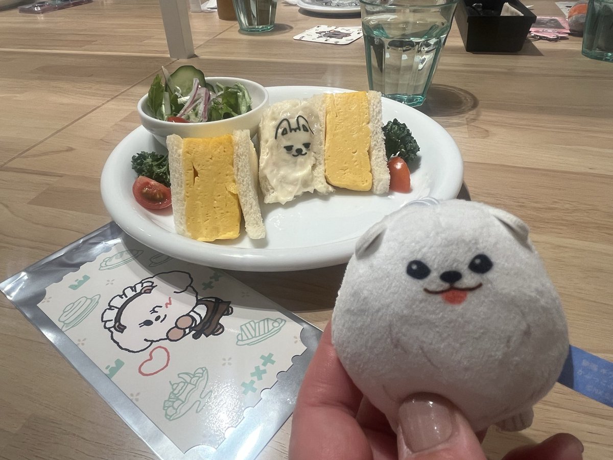 kanayan_bloomy's tweet photo. 移動して
トュバちゃんの
プルバトゥカフェにも
行ってきたん
 
毛玉！！
バムグッやヨンモンとは
ちがうでしょ！！ https://t.co/910fwX3q0V