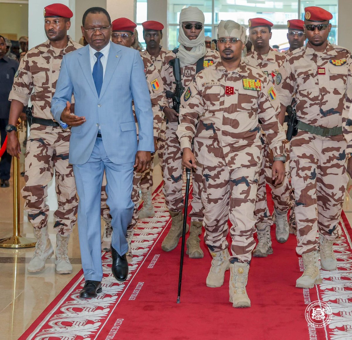 saheliens's tweet photo. 🇹🇩 RÉCONCILIATION: Le Président tchadien Mahamat Idriss #Déby #Itno est de retour à N’#Djamena après 5 jours de mission dans le Wadi Fira (Est du #Tchad) pour apaiser un violent conflit intercommunautaire entre #Zaghawa et #Tamas ayant fait des centaines de victimes. https://t.co/o3Ai3LADNt