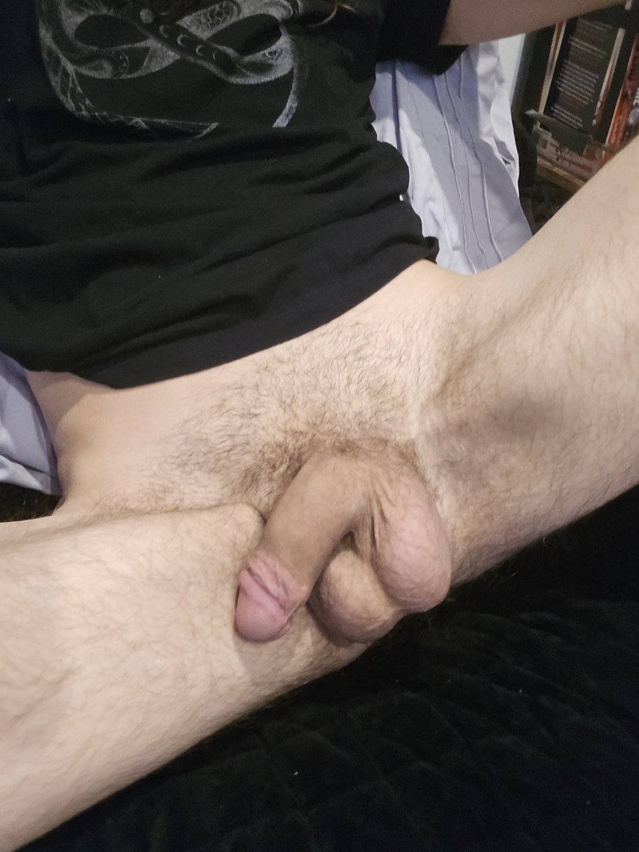 HesperidesX's tweet photo. Put it in your mouth and feel it go from soft to hard https://t.co/YB61upT5Xa