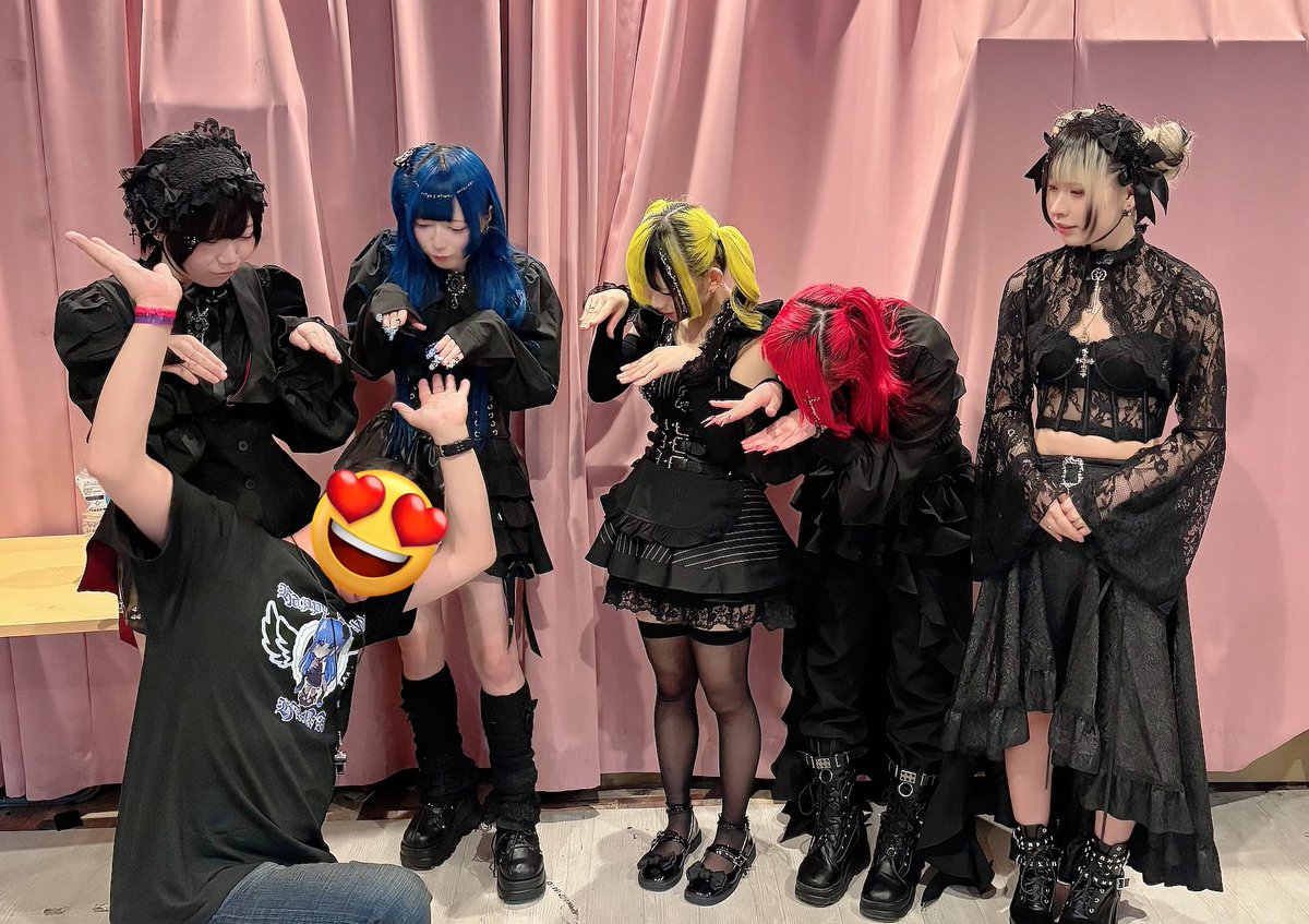 nien2525's tweet image. イルミナティラスト😭
#Illuminati