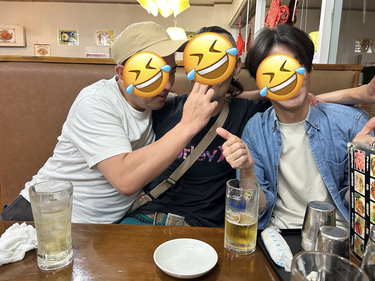 知花 tweet media