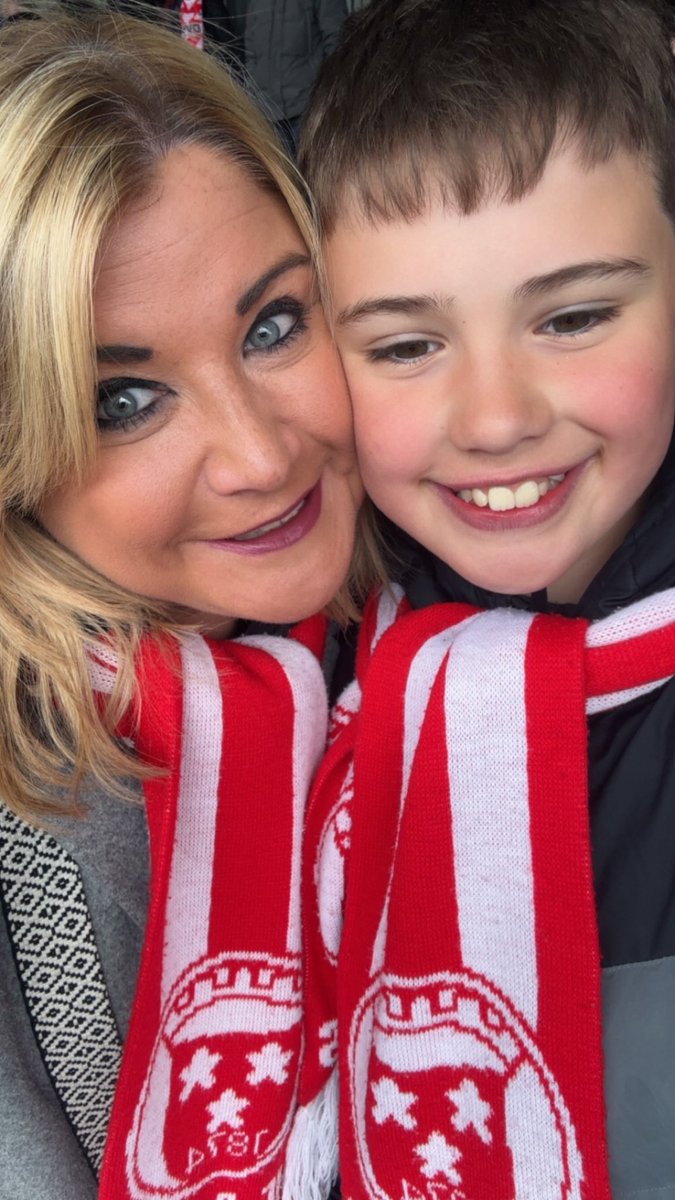 KazzaSinger's tweet photo. Today wasn’t the result we wanted but still happy to be there to support our team @theacciesfc 🔴 ⚪️  play offs next. You can do it!! 🙌🙌 https://t.co/fmE6Yv2lg5