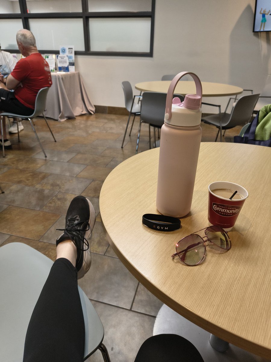 ColleenEckmark's tweet image. #BellevueYMCA #Cardio #EGym #SaturdayWorkout