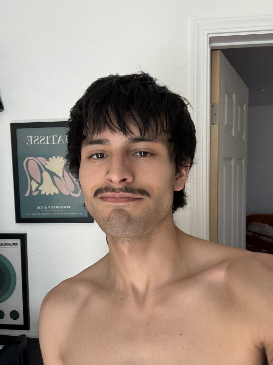 bigbadmjj's tweet photo. Does the face match the dick? https://t.co/wwcAwOPDog https://t.co/O5priPrvaQ
