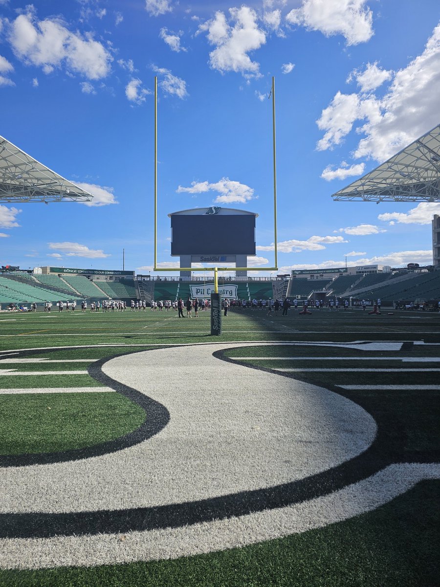 reginathunder's tweet photo. Name a better place to be... I'll wait
#SpringCamp https://t.co/GwdckH61tk