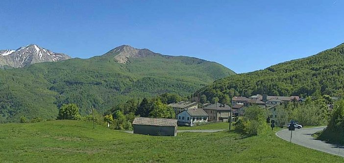 spotcameras's tweet image. Rigoso, Prowincja Parma, Emilia-Romania, Włochy - Widok na miejscowość
spotcameras.com/pl/kamery/W%C5…

#włochy #italy #italia #italien #rigoso