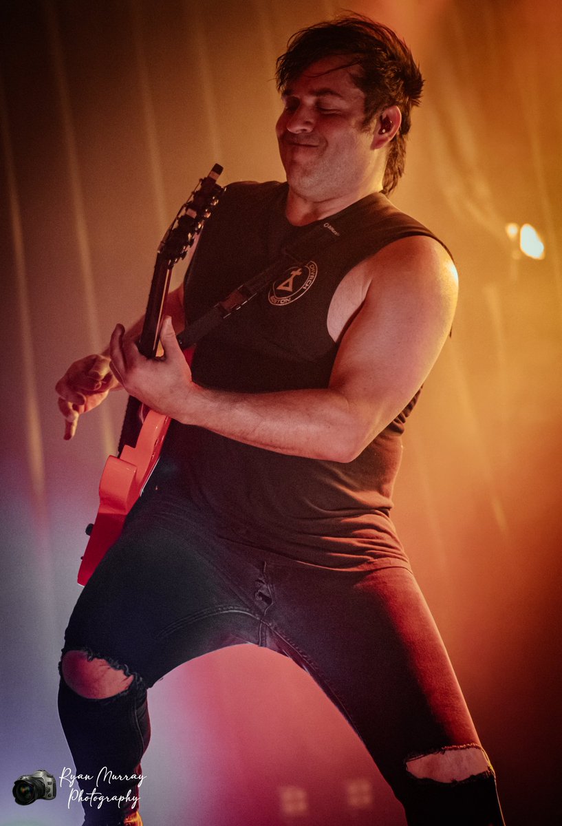 ryan_m_photo's tweet image. 💥 My @ATRhq selects are LIVE 🔥

Been following them since 2006—finally seeing + shooting them? Unreal. Full circle doesn’t even cover it. Huge thanks to Ed @UNDRCVRADS 🙏

Coverage for @E_M_Webzine coming soon ⚡️ (1/5)

#allthatremains #metalcore #albany #ny