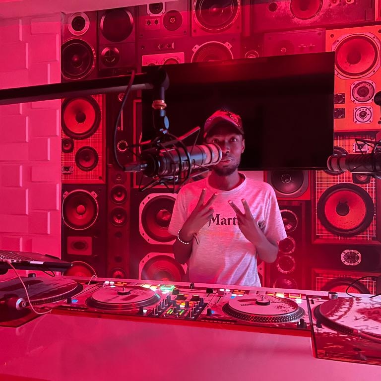 DJ Martinz tweet media