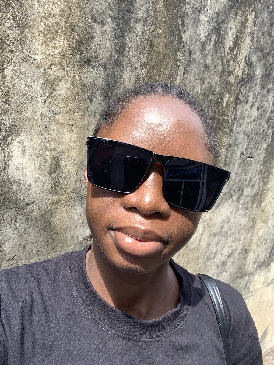 Lade tweet media