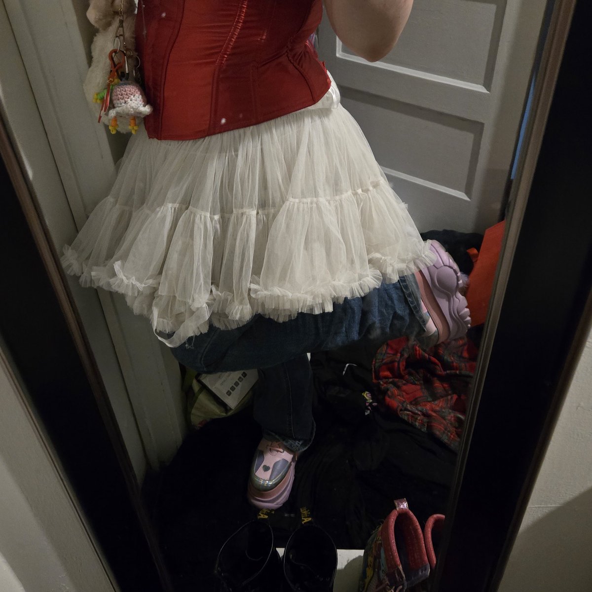 pudd1ngpaws's tweet image. #ootd my fiancé helped me pick!