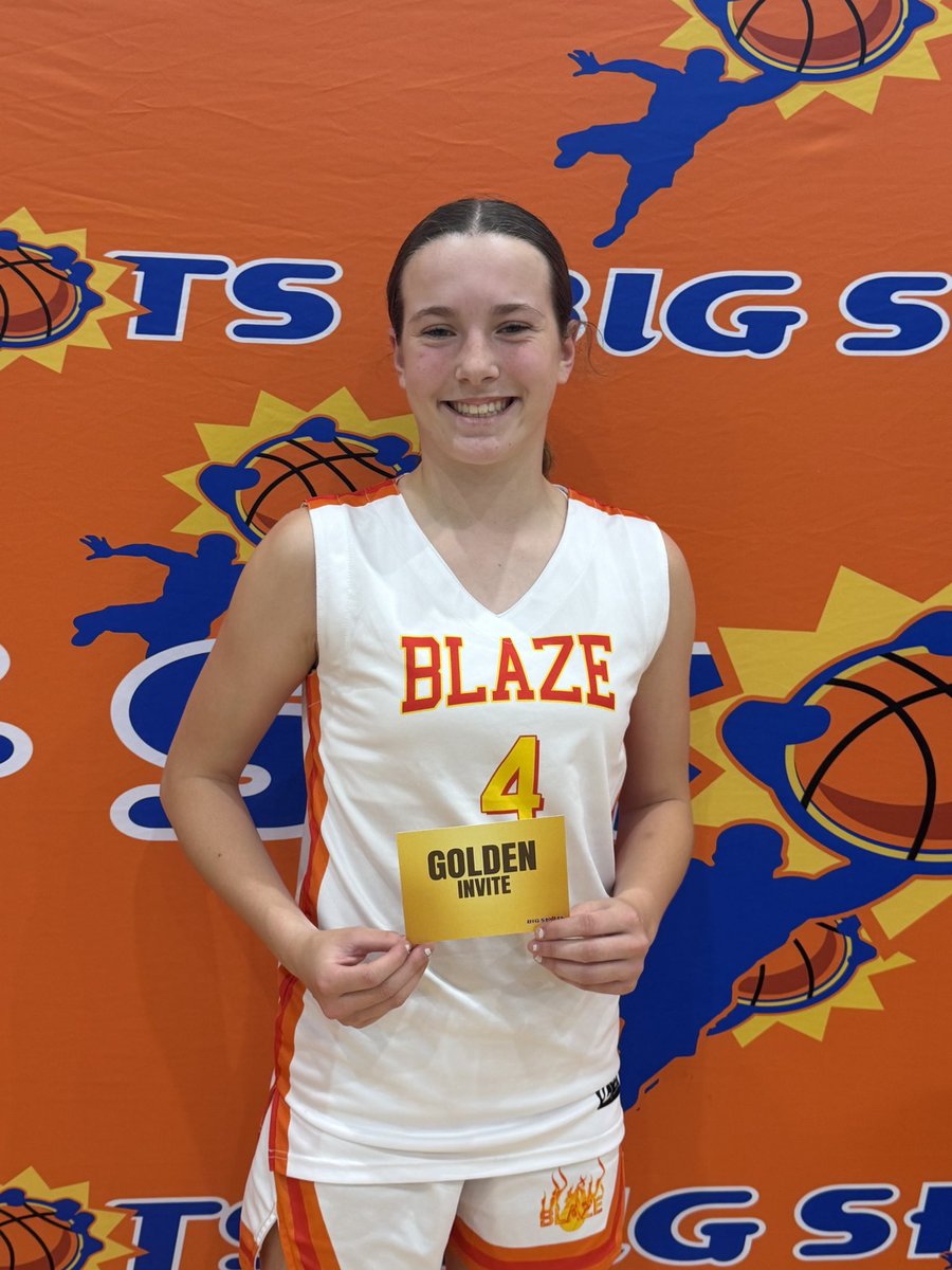 BigShotsGameMVP's tweet photo. #BIGSHOTS #RICHMONDRUMBLE

17U Girls 

Blaze 45
#4 Hailey Wyaat  13pts
#10 Takata Moore 14pts
 
RockIt Sports Willis 21
#30 Allison Niederer 6pts https://t.co/mRdJ1zOu8j