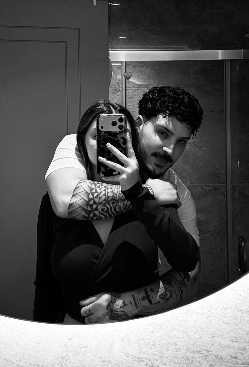 ❤️                             🖤