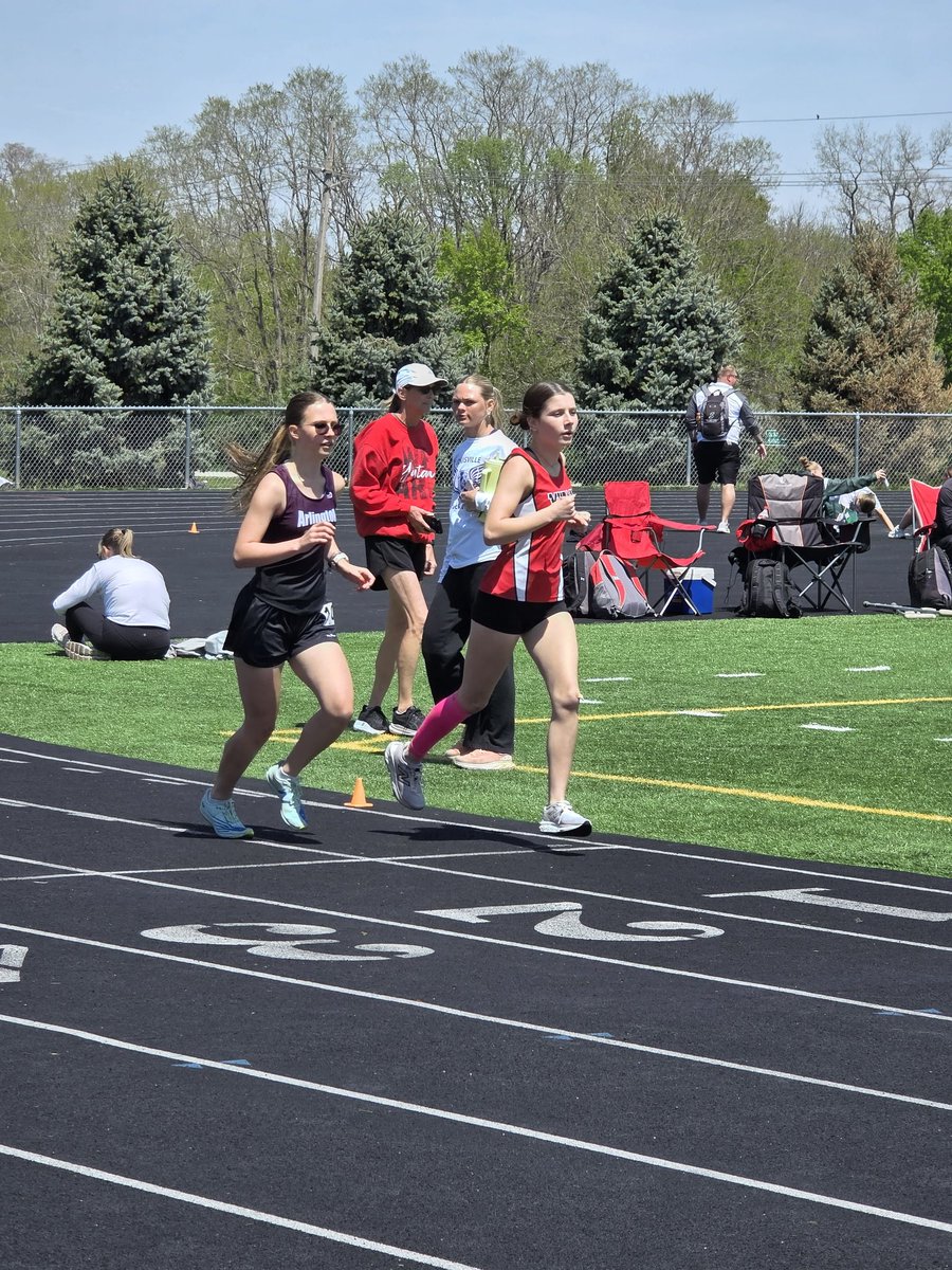 ArloTrack's tweet photo. Great day at the NCC meet! Both boys and girls competed incredibly well! We even saw a school record get broken in the girls 2 mile! Congrats to Neva on breaking the record by 6 seconds, 11:17.47! #GoEagles https://t.co/DBFHjcTjPs
