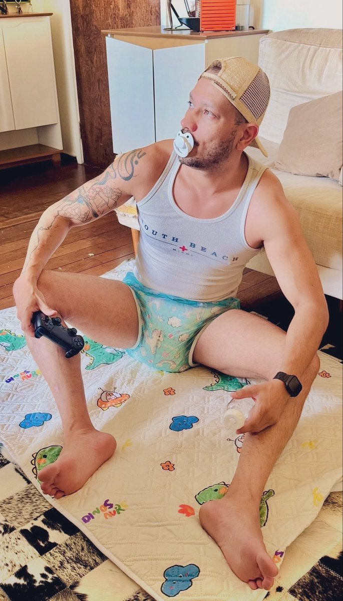Brazilian Baby tweet media