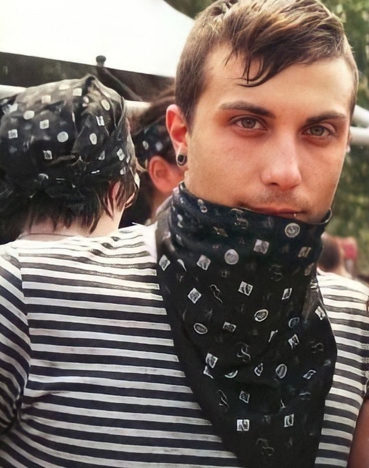 Fer⁷ viu o MCR 2x tweet media