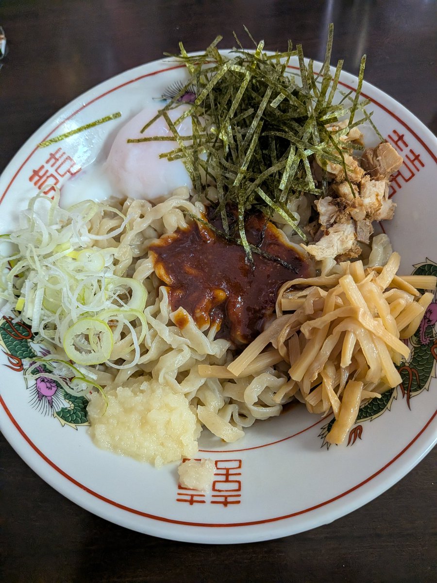 もすけ tweet media
