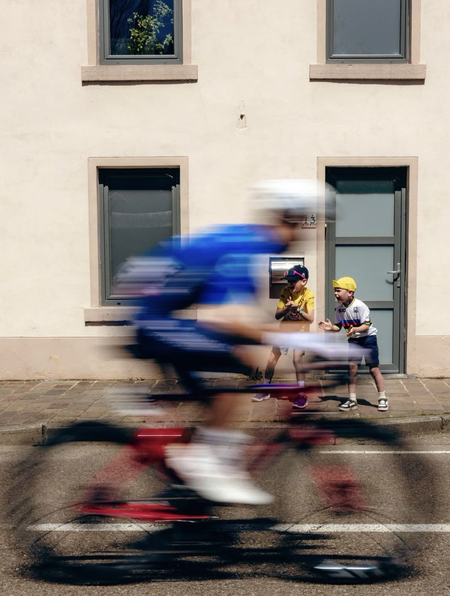 voshans's tweet image. Sportfotografie ís kunst…

(Foto Melissa Rosca)

#wielrennen #procycling #sport
#fotografie #photography #sports
#LBL #LuikBastenakenLuik #LBL26