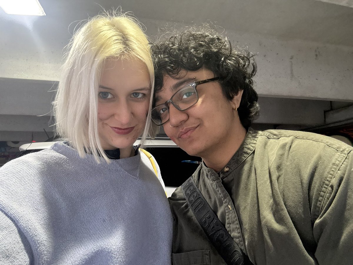 lesbian malewife tweet media