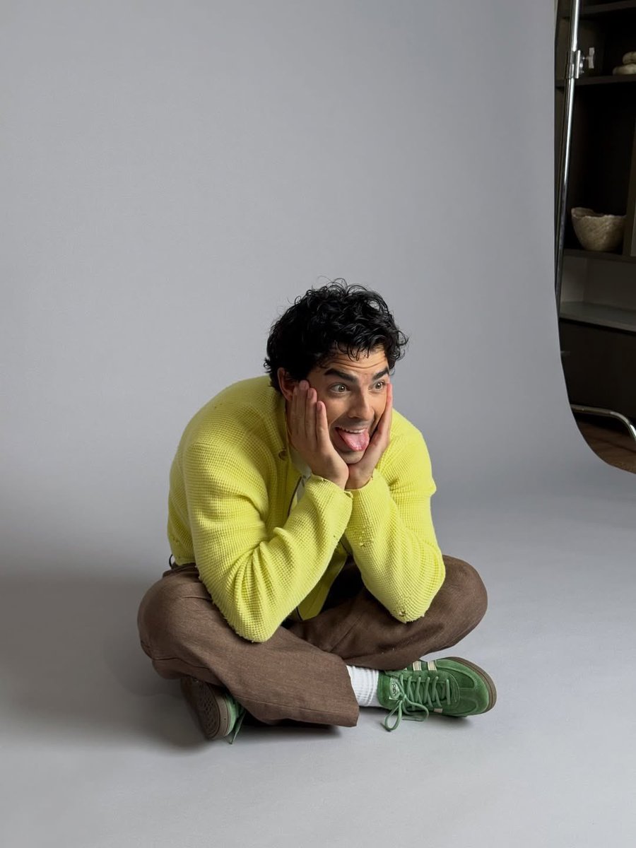 Joe Jonas, un hombre de 36 años que me causa ternura.