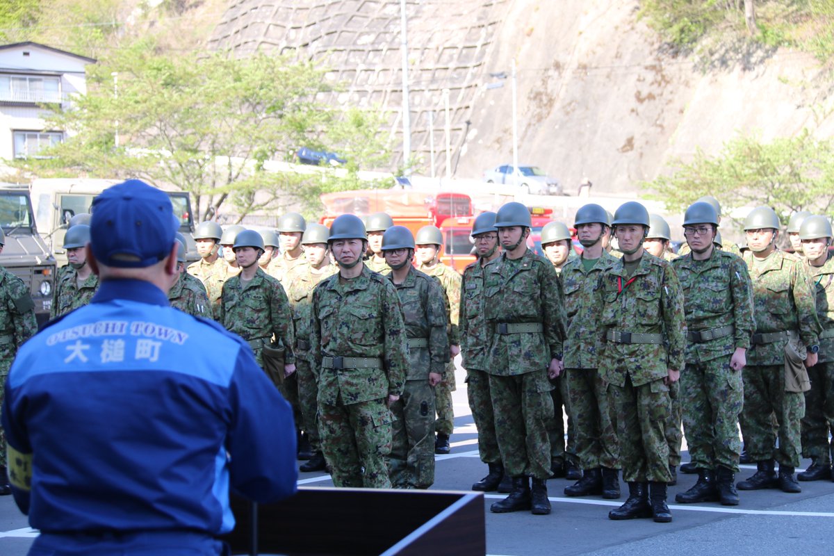 Gsdf_Camp_Iwate's tweet photo. #岩手駐屯地 #東北方面特科連隊 #林野火災
その３ https://t.co/5gJRNsR5oT