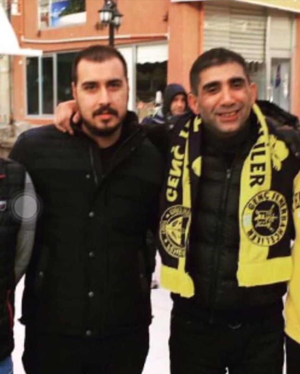ISPARTAUNIGFB's tweet photo. Yapıyorsak bir savaş, komutan Barış Ayas!

Vefatının 7. senesinde canımız ağabeyimiz Barış Ayas'ı rahmet ve büyük bir özlemle anıyoruz.

#SpartanHools https://t.co/hOaJSY6dVE