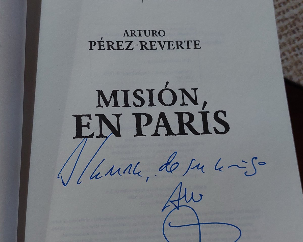 LRixxx's tweet photo. Gracias por la felicidad de llevarme a las las aventuras de mi infancia Don @perezreverte 🙏🏻 https://t.co/rth8kHmaUH