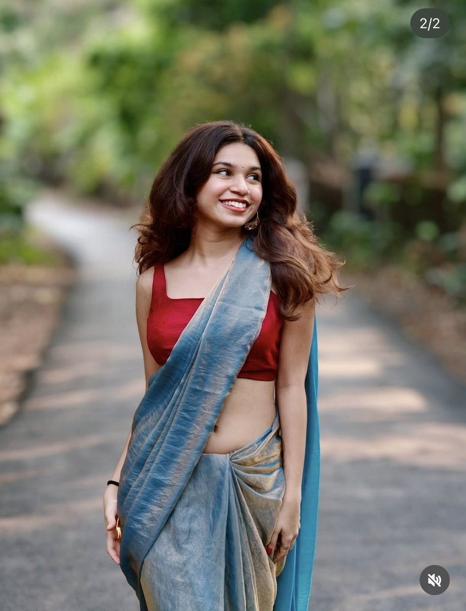 Anikha_Obsess tweet media