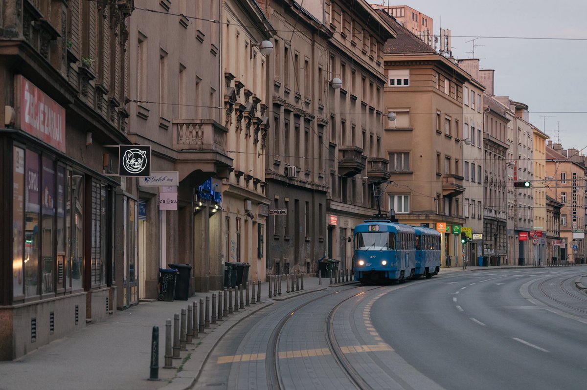 roman_revva's tweet image. Exploring old streets of Zagreb, Croatia 

#Croatia #Zagreb #tram #PublicTransport #streetphotography