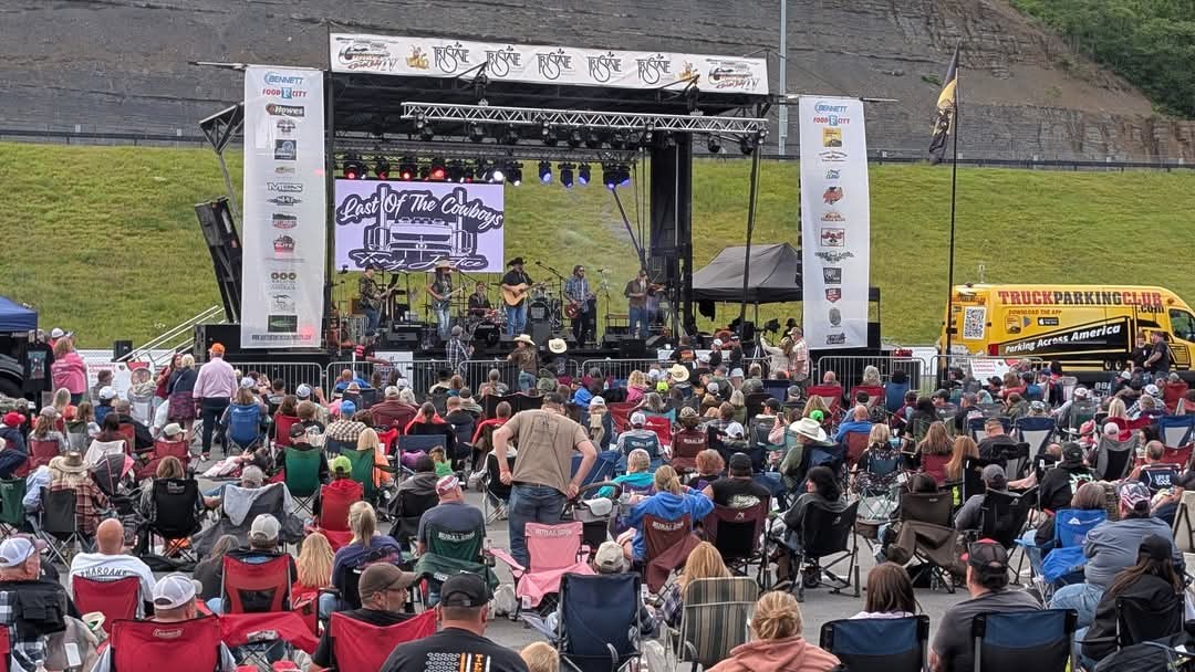 ItsBristolBaby's tweet image. NEXT WEEKEND! 
The stage is set at Large Cars and Guitars!
🎤 John Schneider
🎤 Elvie Shane
🎤 Tony Justice
🎤 Paul Marhoefer, CCR Tribute Band, EmiSunshine, &amp;amp; more
Bring your lawn chairs, grab your crew, and let the good times roll.
May 8-9 - Great music, fireworks, light shows,