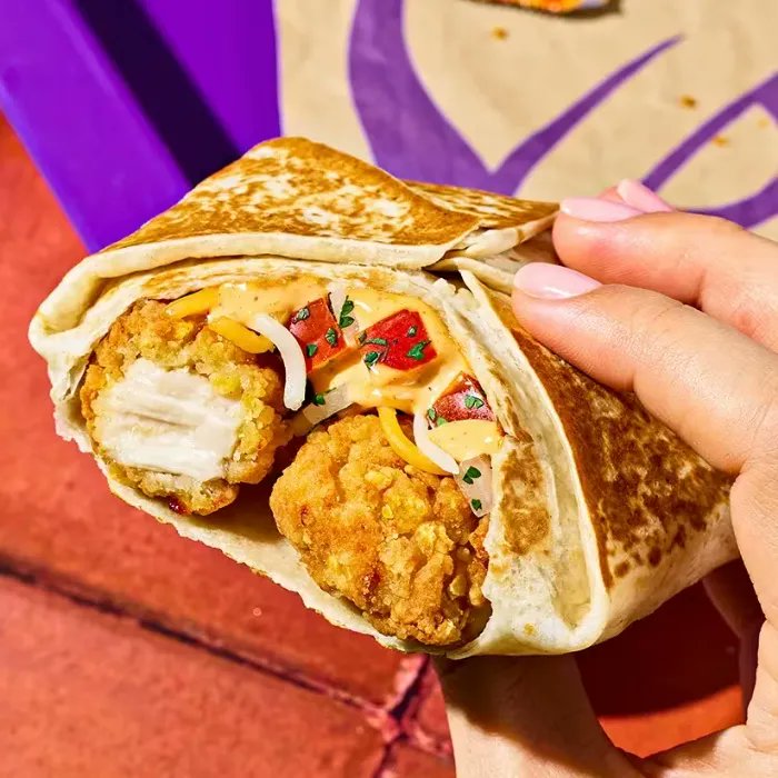 TomiTheBull's tweet image. I just received Crispy Chicken Crunchwrap Slider From Taco Bell from engineerxl319 via Throne. Thank you! throne.com/tomithebull #Wishlist #Throne
